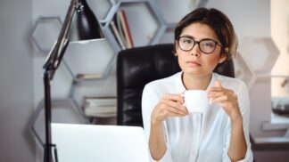 Irena (38): V zaměstnání mě povýšili. Co se stalo pak, bylo jak z hororu