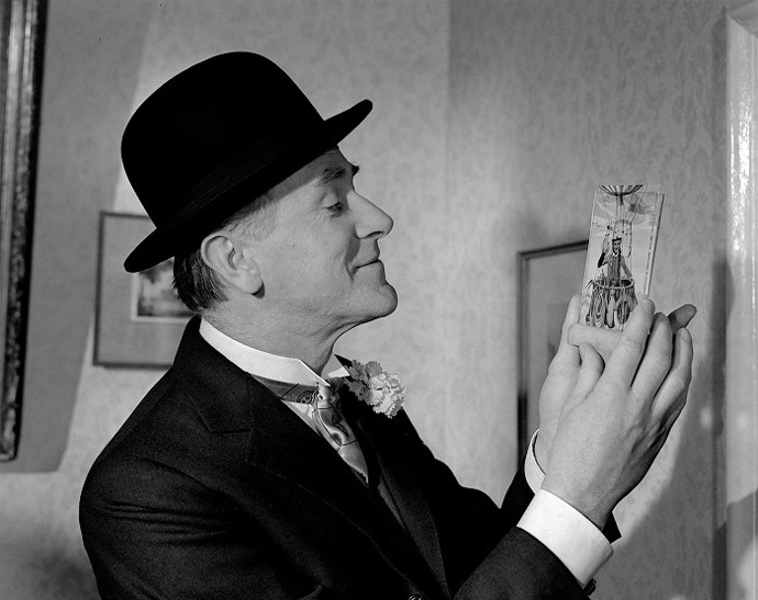 Štáb nechal na natáčení přivézt náklaďák plný hraček z Japonska, neboť ty, které potřeboval, nebyly u nás k mání.