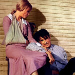 Původní auto této dvojice, ve kterém oba zemřeli, se prodalo za 3500 dolarů.