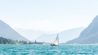 Rodinná dovolená u vody? Tyrolské moře nabízí azurovou vodu i výlety do hor
