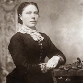 Belle Gunness zavraždila své dva muže kvůli penězům. Stala se jimi doslova posedlá. Vše přepočítávala na peníze. 