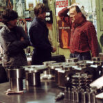 Vítr v kapse: Kamarádi Ondřej (Lukáš Vaculík) a Cyril (Sagvan Tofi) mají po maturitě a nyní je čeká zařazení do pracovního procesu. Nástup do velkého podniku zvládnou celkem dobře, hlavně ulívání v pracovní době. Až tragická smrt jednoho z nich ukončí lehkomyslný přístup k životu. 