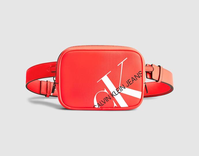 
Ledvinka Calvin Klein. Info o ceně v obchodě.