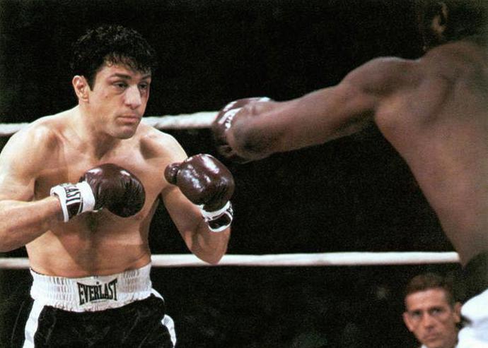 
Ve filmu Zuřící býk, který mu vynesl druhého Oscara.