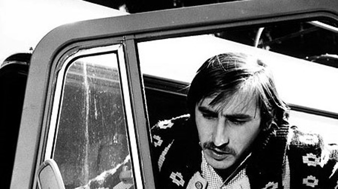 Ve filmu Holka na zabití si zahrál i režisér Juraj Herz, ale jen velmi krátce. Na snímku je Pavel Zedníček.