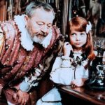 Byl vášnivým milovníkem psů. Čtyřnozí domácí mazlíčci mu dělali společnost po celý jeho život.