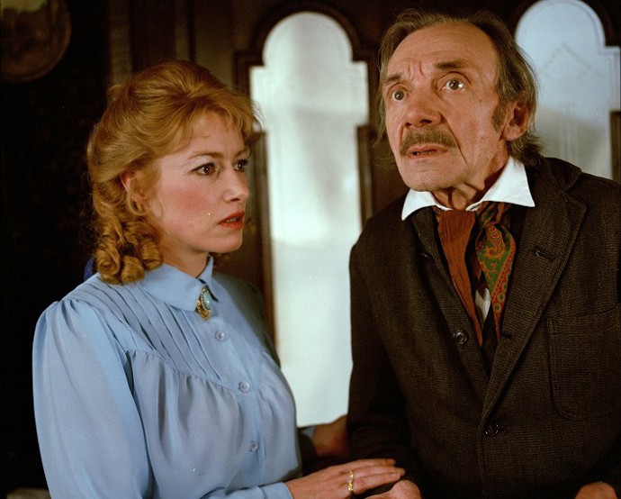 Pro své odvážné názory nebyl minulým režimem zrovna milován. Režiséři si ho museli do svých filmu doslova prosazovat.