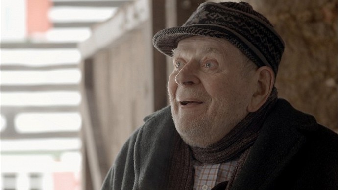 Jeho filmovým debutem byl snímek Únos z roku 1952.
