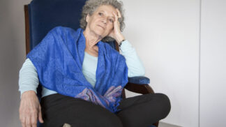 Božena (64): Ostříhala jsem vnučce nehty a snacha se rozčílila. Provedla mi za to příšernou věc