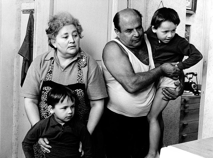 Zpočátku nechtěl Josef o filmu ani slyšet. Měl totiž fóbii z toho, že se nedokáže naučit věty ve scénáři...