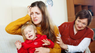 Radka (49): Mám strach o svou vnučku. Dcera jí pořád dává tablet, aby od ní měla pokoj