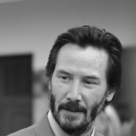 Velmi rád se angažuje v různých charitativních projektech.