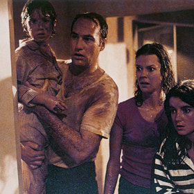 Další z prokletých filmů. Znamená to snad, že není radno točit snímky o záhadných bytostech?
