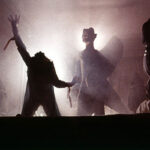 Film vznikl na motivy skutečných událostí, které ve svém krátkém románu zpracoval William Peter Blatty. Tense na snímku podílel také jako producent a scénárista. Exorcismus měl proběhnout v roce 1949 v Marylandu u třináctiletého chlapce.
