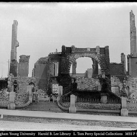 Pod metropolí se totiž nachází časovaná bomba - zlom San Andreas.
