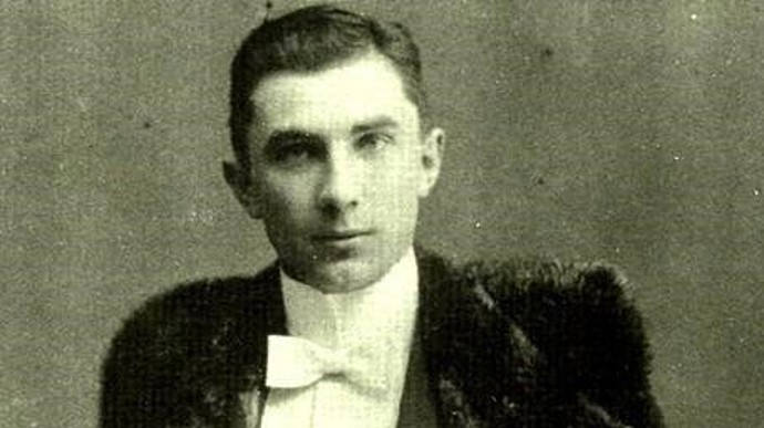 Bela Lugosi byl divadelní a filmový herec. Do podvědomí diváků se zapsal rolí Drákuly, která mu byla ušitá na míru.
