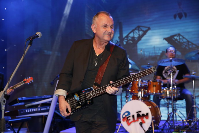 V minulém roce šokoval Slovensko novým hudebním klipem, v němž unáší novináře. Tímto krokem vyvolal velkou nevoli.
