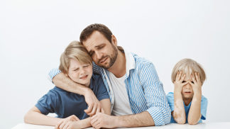 Míra (42): S dětmi jsem doma já, pro ženu je důležitější práce a nestará se o ně. Jsem na vše sám