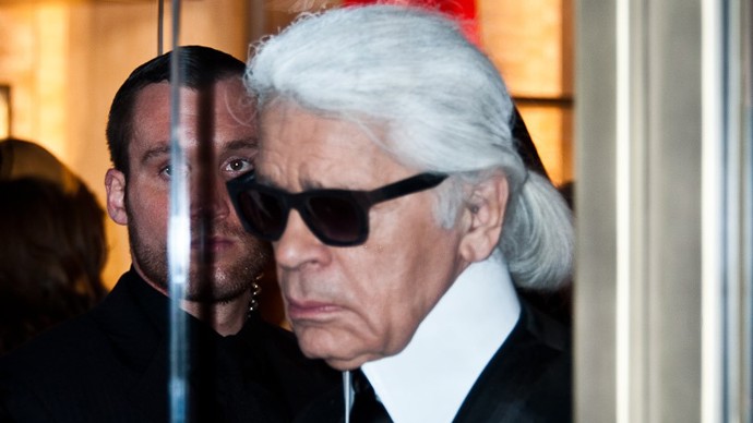 Lagerfeld si nikdy nechtěl přiznat, že je starý. Častokrát tak lhal o svém skutečném věku.
