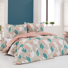 Elegantní povlečení Chloe okouzlí jemným motivem listů a souhrou pastelových odstínů, od 995 Kč.