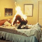 Freddyho, kterému se, s trochou nadsázky, zapalují lýtka, ztvárnil dublér Anthony Cecere. Vyneslo mu to ocenění Nejlepší kaskadér roku.