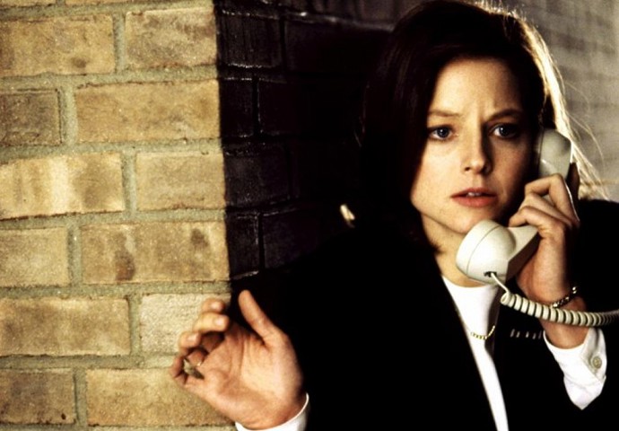 Jodie Foster přiznala, že se Anthonymu Hopkinsovi raději o přestávkách v natáčení filmu Mlčení jehňátek vyhýbala. Byl prý opravdu děsivý.
