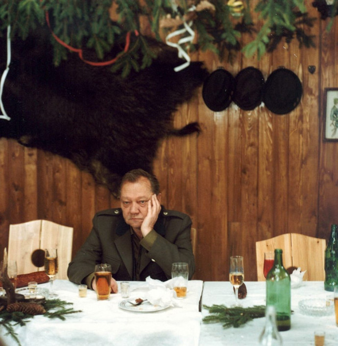 Film Slavnosti sněženek vznikl na motivy předlohy Bohumila Hrabala.
