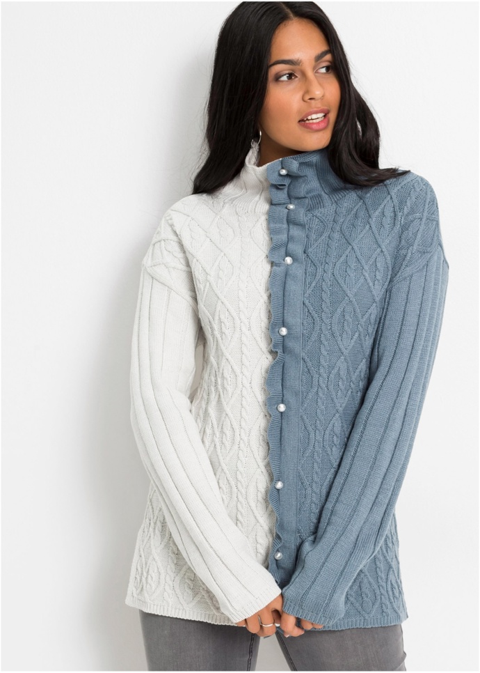 Nápadný oversized svetr se stojáčkem a dlouhými rukávy, 799 Kč.