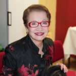 Naštěstí se mohla opřít o herce Jiřího Adamíru, který byl jejím tehdejším životním partnerem.
