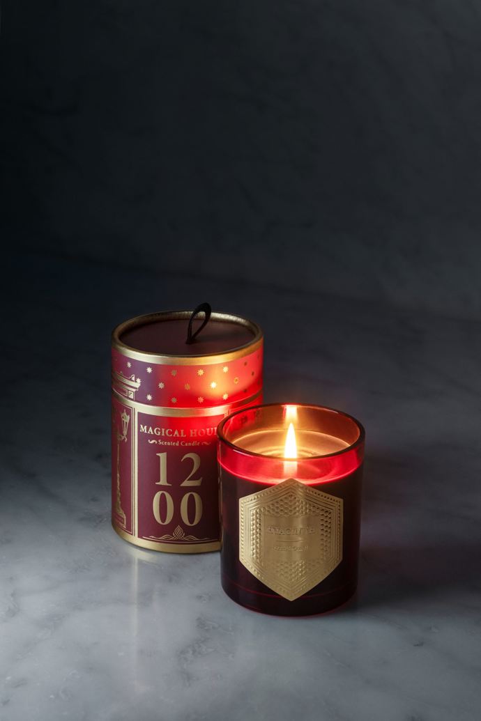 Vonná svíčka ve skleničce, 299 Kč.