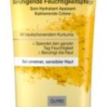 Lehký hydratační krém Curcuma Clear, 145 Kč.