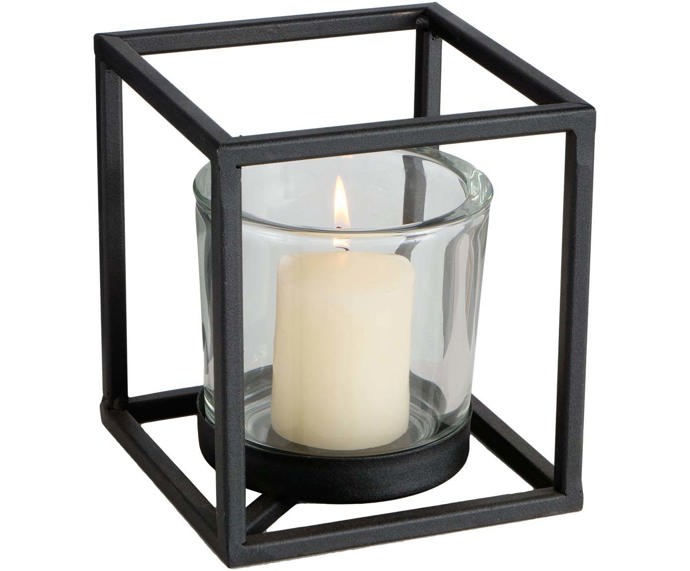 Svícen Quattro, 669 Kč.