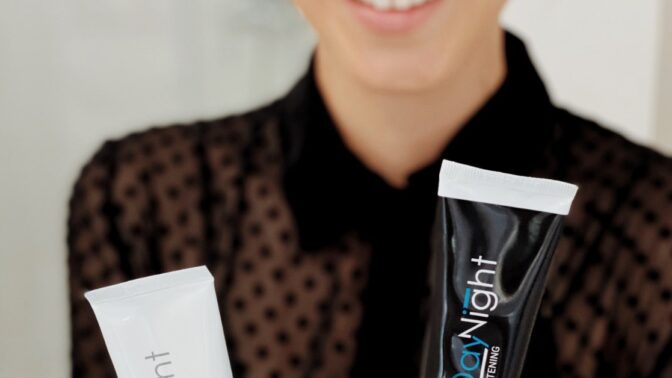 Soutěžte o 3 balíčky Day Night a získejte zářivý úsměv přírodní cestou