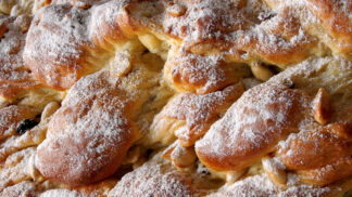 Nejlepší máslová vánočka: Jak na tu tradiční plnou rozinek a mandlí
