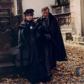 Hrobničky: Krátká komedie o šarmantním muži a vypočítavé ženě. Zde Kodet ztvárnil vedlejší roli.
