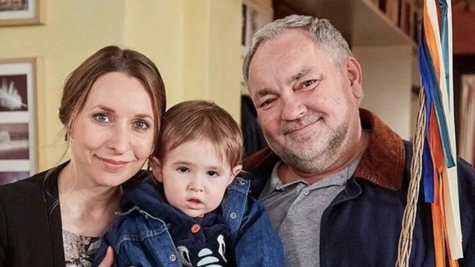 Před lety byla jeho velkou láskou Světlana. Jejich vztah byl komplikovaný. Rozvedli se a po druhé svatbě se narodil Lexík.