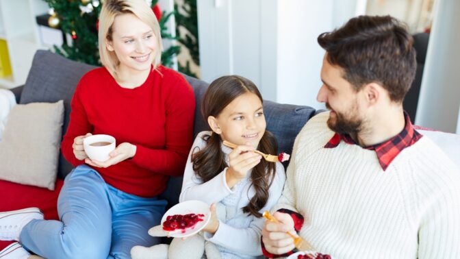 Jak zlepšit vztah s dětmi? Využijte vánoční svátky chytře, radí psychoterapeutka