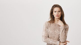 Jarmila (38): Manžel mi zkazil Štědrý večer. U večeře měl děravé tepláky a plechovkové pivo