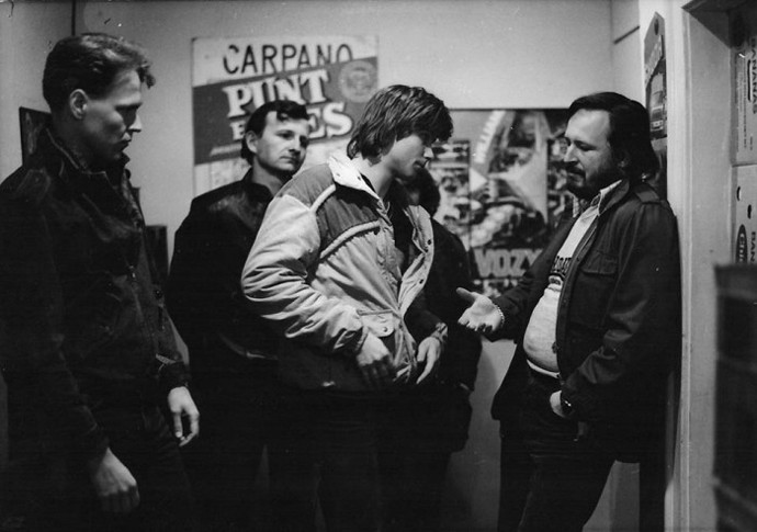 Původní verze scénáře nesla název „Felicie“ a pojednávala o vekslácích z 80. let.