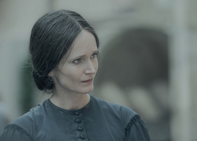 Převládaly různé odstíny modré, které rovněž odrážely aktuální psychický stav spisovatelky.