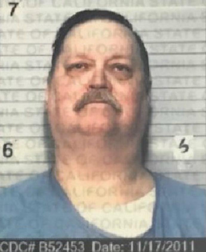 Udal se sám, neboť mu vadilo, že se o jeho činech nemluví v rádiu. Dostal doživotní trest bez možnosti propuštění.