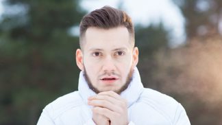 Aleš (31): Vytáhl jsem partnerku na běžky, že ji romanticky požádám o ruku. Dopadlo to hrozně