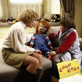 Návrat legendární vraždící panenky Chucky. Bude seriál lepší než film?
