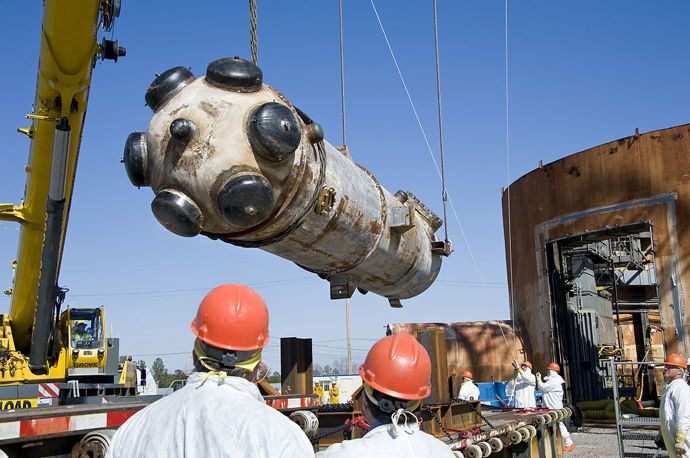 Nějak takto by mohla vypadat plánovaná likvidace elektrárny ve Fukušimě.