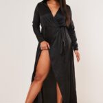 Díky svému výstřihu do „V“ krásně zdůrazňují poprsí.