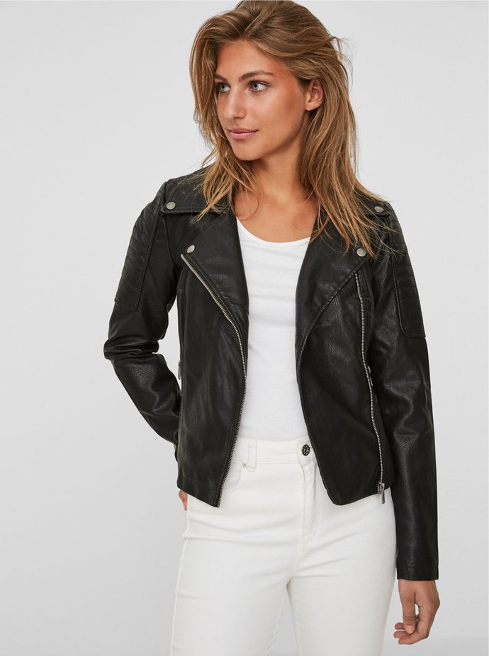 S koženou bundou budete vypadat stylově vždy, ať už ji zkombinujete s čímkoli.