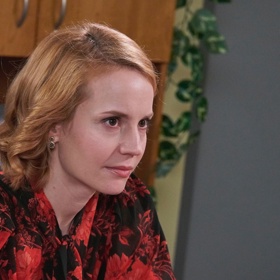 Ája má za všech okolností svoje plány, kterých se drží a pomáhají jí vybruslit z malérů. Jak to ale dopadne s plánovaným císařským řezem?