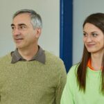 V seriálu je Petr Vacek velkou oporou dceři své zemřelé přítelkyně, Magdě, s níž se objevuje i ve škole, kde vede děti k ekologii.