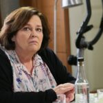 Také Marie řeší svoje osobní problémy. Jolana najednou změnila plány a Marie se s tím musí vyrovnávat. Jenže starosti přijdou i k Peškovým...