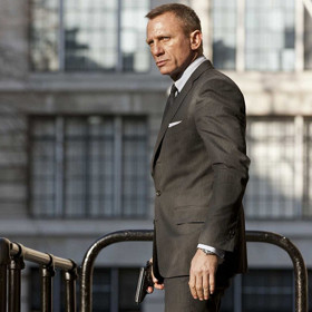 Skyfall se stal nejvýdělečnějším dílem z celé série, jako jediný utržil přes miliardu dolarů. Na snímku Daniel Craig.